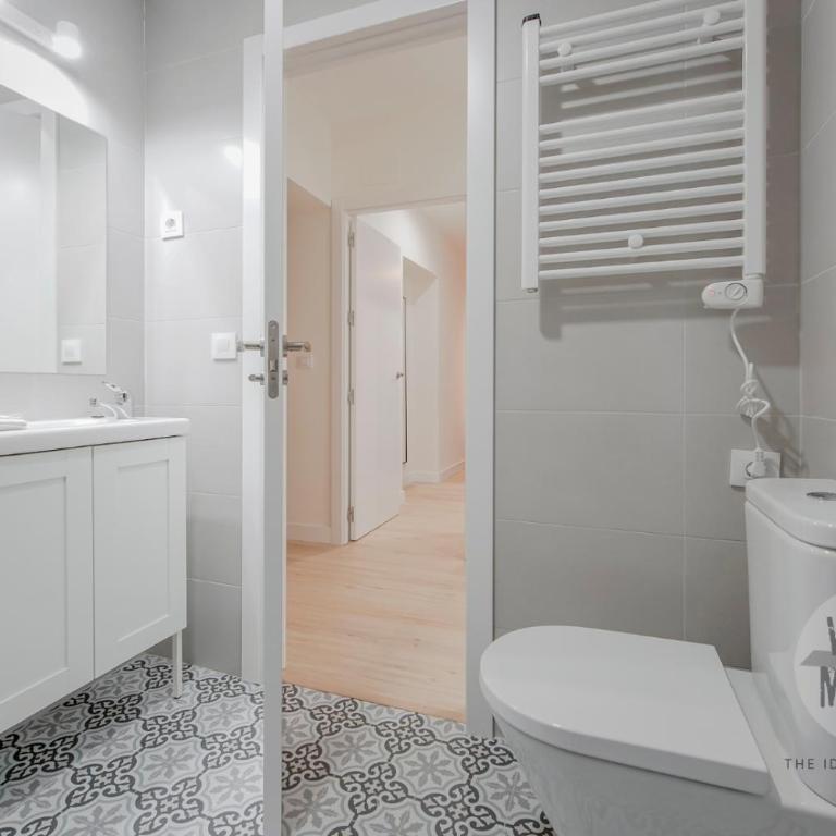 Toque tradicional para 6, en Tirso de Molina E1 - Apartamento - 14