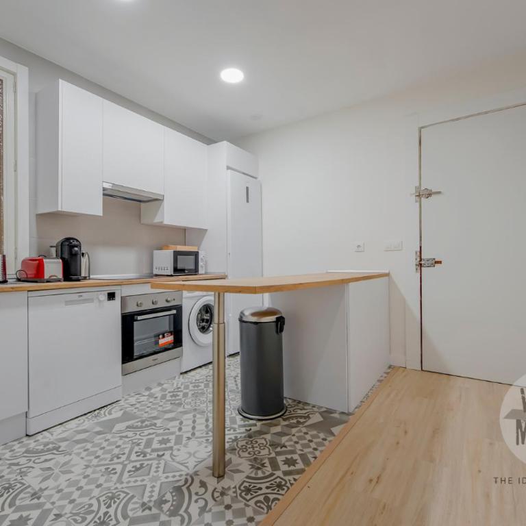 Toque tradicional para 6, en Tirso de Molina E1 - Apartamento - 18