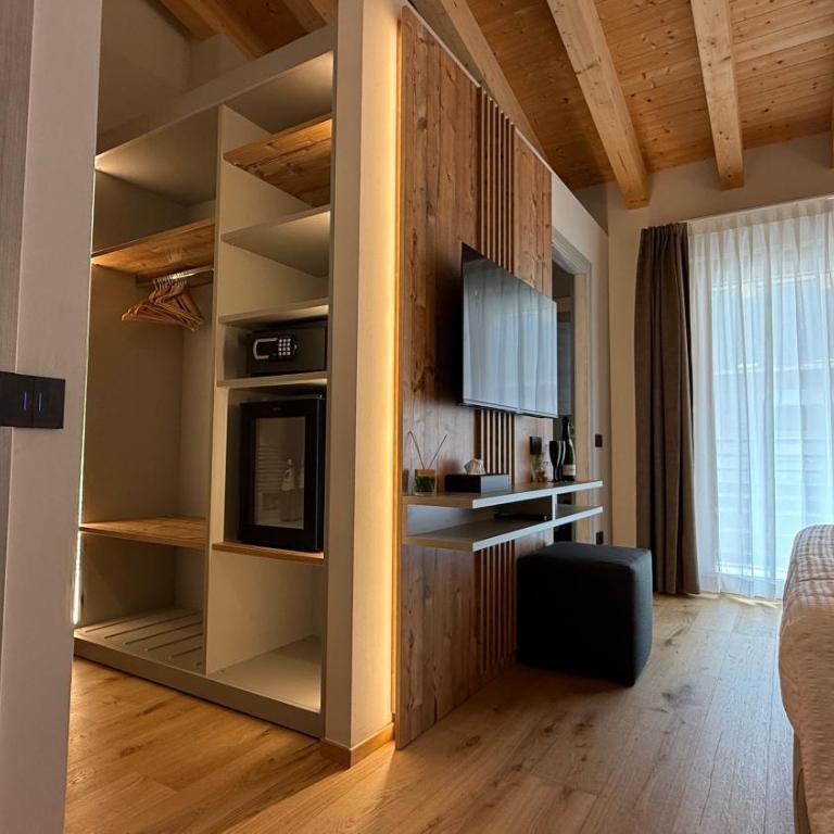 A&F LUXURY Rooms Pinzolo - Habitación Deluxe con cama extragrande - 14