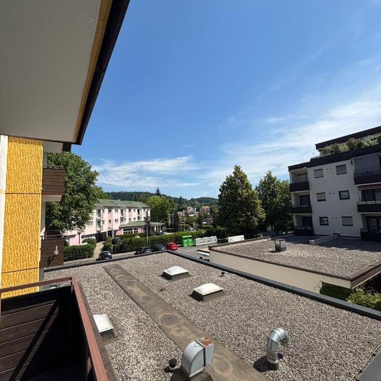 Lakeside Moments - Apartment - 9