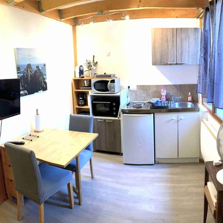 Studio Mezza - One-Bedroom Apartment - 14