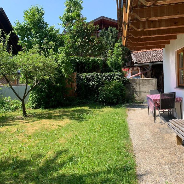 Ferienhaus Pfeiffer - Apartamento de 2 dormitorios con vistas al jardín - 10