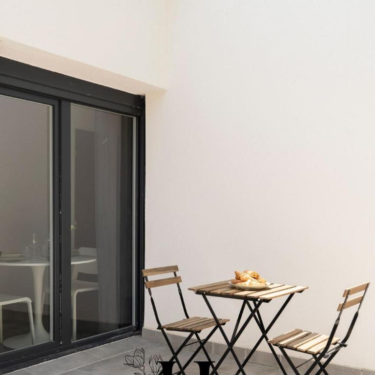 Studio Calme avec terrasse - Appartement 1 Chambre - 11