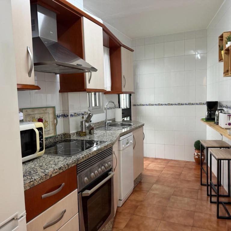 El rincón de Jesús y Loli - Two-Bedroom Apartment - 6