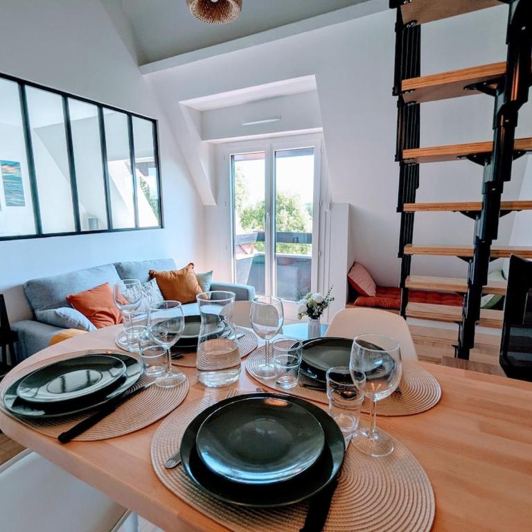 Duplex vue mer à deux pas de la plage, balcon et espace cinéma - Apartment mit 2 Schlafzimmern, einem Balkon und Meerblick - 9