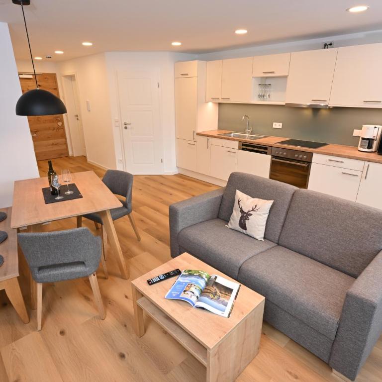 Alpenhof Apartments Oberstdorf - Family Apartment with 2 rooms - 3