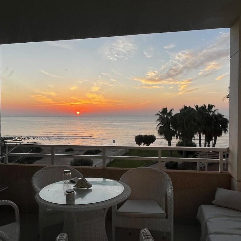 Private beachfront in Alicante - Apartamento de 3 dormitorios - 3