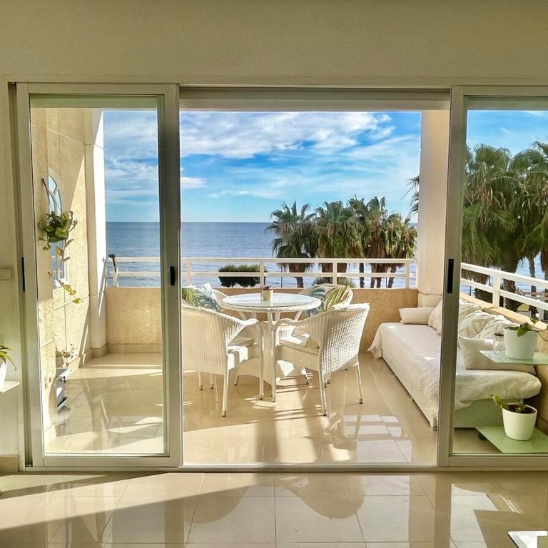 Private beachfront in Alicante - Apartamento de 3 dormitorios - 9