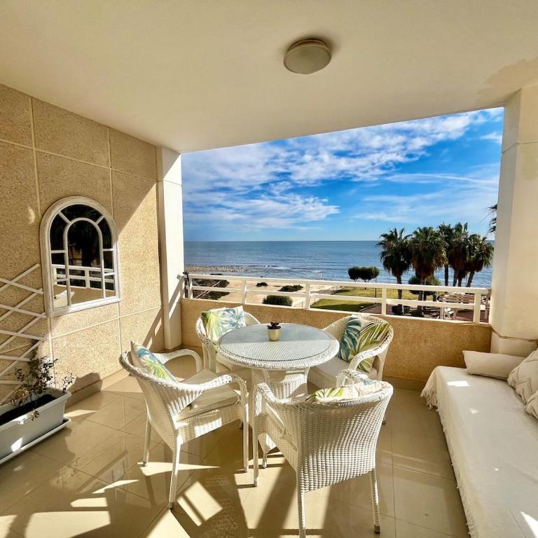 Private beachfront in Alicante - Apartamento de 3 dormitorios - 11
