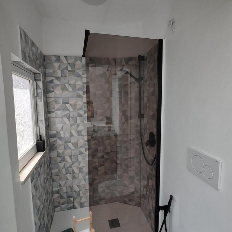 Veronica House - Appartamento con 2 Camere da Letto - 9
