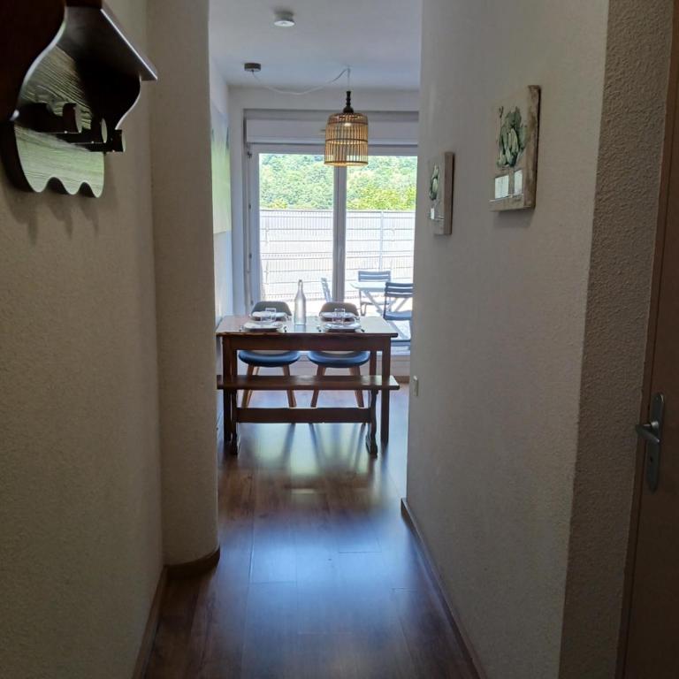 Appartement T2 Vue montagne - One-Bedroom Apartment with Balcony and Mountain View - 27