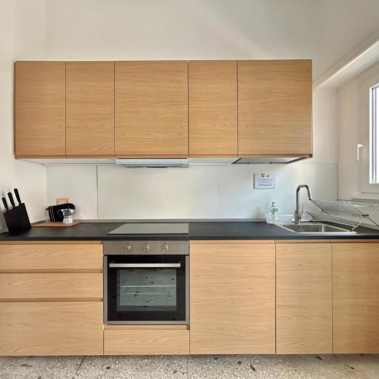 Cipro Vatican Home - Appartamento con 2 Camere da Letto e Balcone - 10