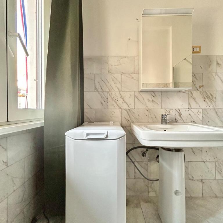 Cipro Vatican Home - Appartamento con 2 Camere da Letto e Balcone - 33