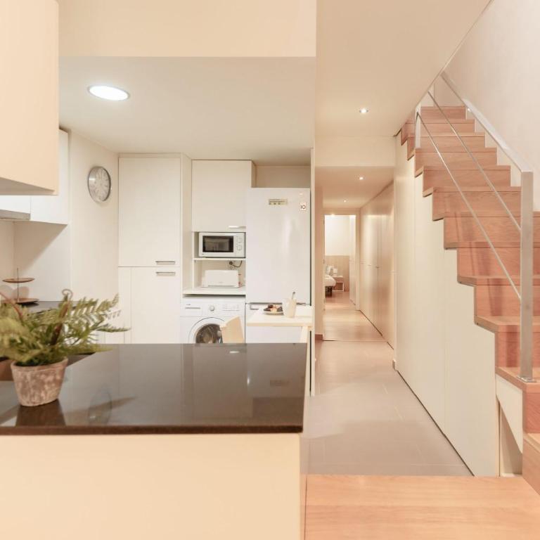 Bravissimo Cort Reial 4A Duplex, Monthly Apartment - Apartamento Deluxe de 3 dormitorios - 20