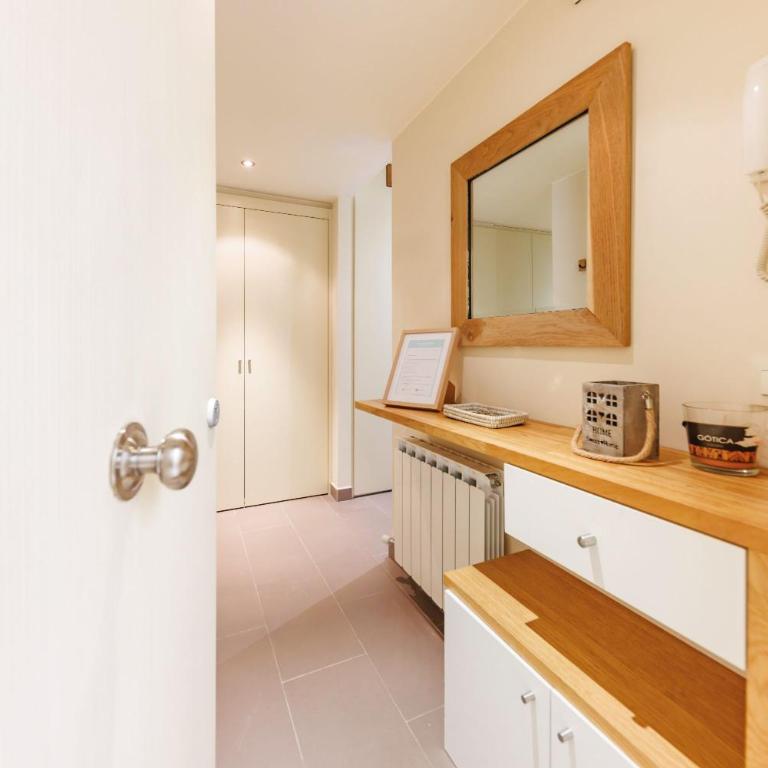 Bravissimo Cort Reial 4A Duplex, Monthly Apartment - Apartamento Deluxe de 3 dormitorios - 2