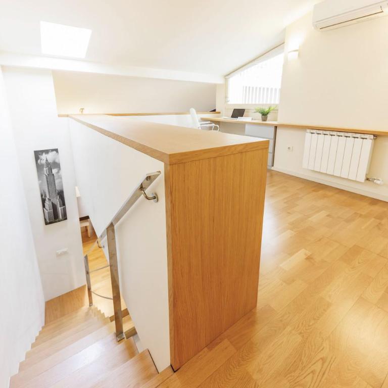 Bravissimo Cort Reial 4A Duplex, Monthly Apartment - Apartamento Deluxe de 3 dormitorios - 21