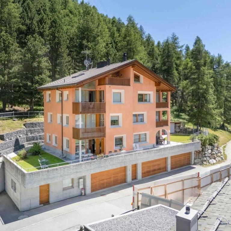 Magnificent Stay near Sankt Moritz - Apartment - 16