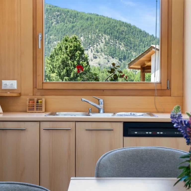 Magnificent Stay near Sankt Moritz - Apartment - 10