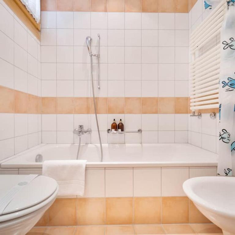 Magnificent Stay near Sankt Moritz - Apartment - 20
