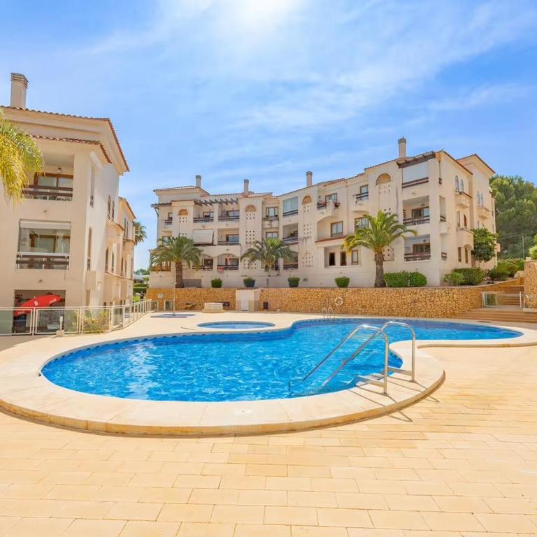 Font rotja albir - One-Bedroom Apartment - 1