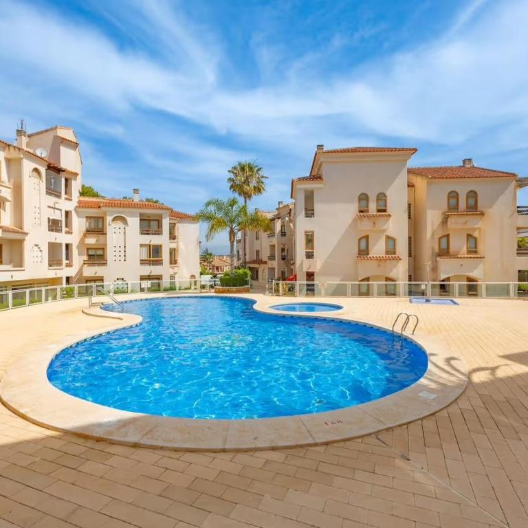 Font rotja albir - One-Bedroom Apartment - 15
