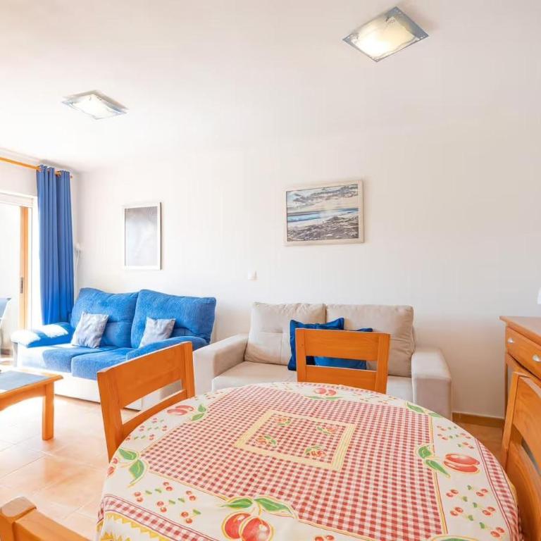 Font rotja albir - One-Bedroom Apartment - 9