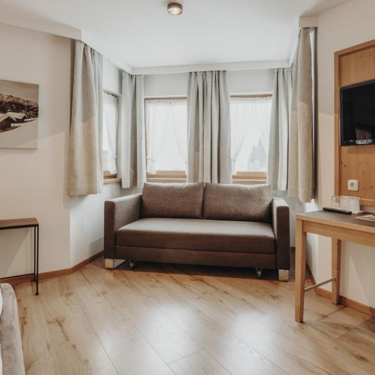 Habachklause Familien Bauernhof Resort - Deluxe Familienzimmer (2 Erwachsene und 1 Kind) - 3