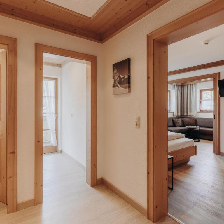 Habachklause Familien Bauernhof Resort - Deluxe Suite mit 3 Schlafzimmern (2 Erwachsene + 4 Kinder) - 8