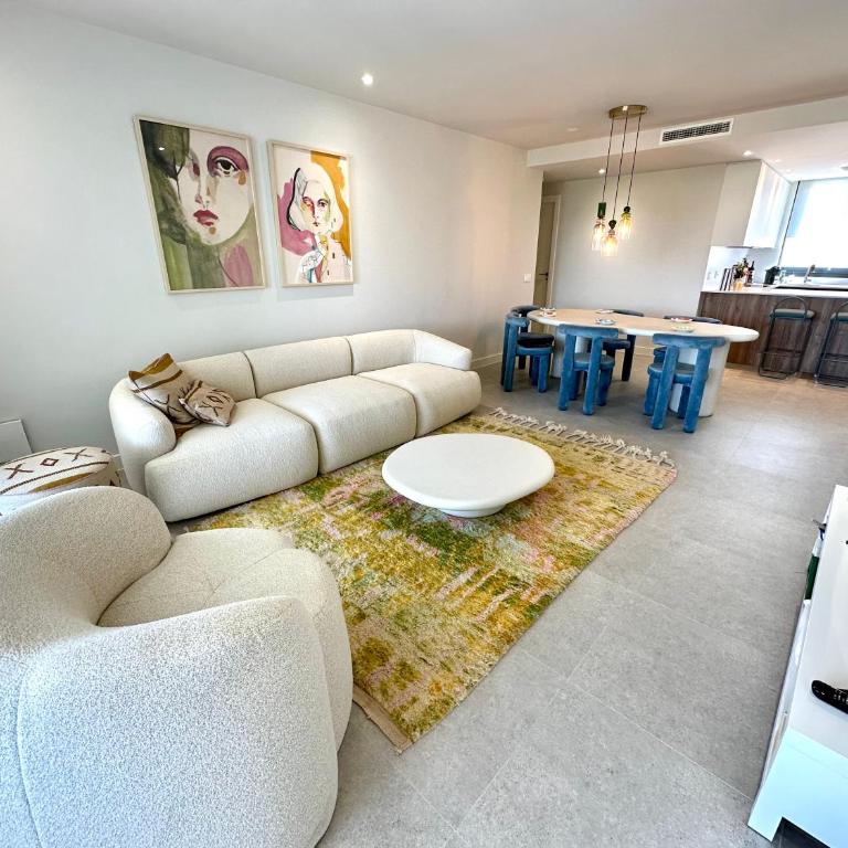 Stylish 3-Bedroom Apartment in Azahar de Estepona - Apartamento de 3 dormitorios - 30