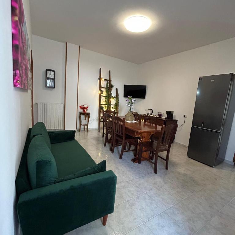 Mesciu Cesare B&B - Appartamento con 3 Camere da Letto - 10