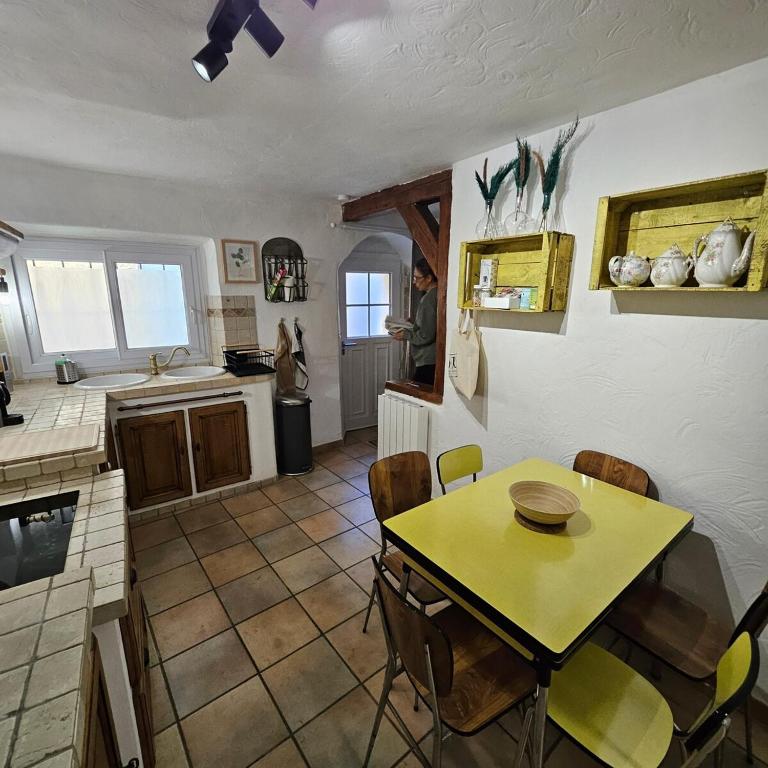 Maison au Cœur de Isle-sur-la-Sorgue - Vacation Home - 18