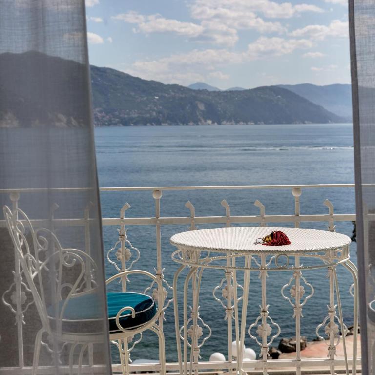 Grand Hotel Miramare - Camera Matrimoniale Deluxe con Balcone e Vista Mare - 2
