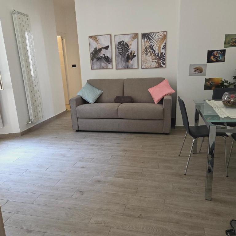 Miriam's House - La casa di Miriam a Como centro a 2 minuti dal Duomo - Appartamento con 1 Camera da Letto - 1