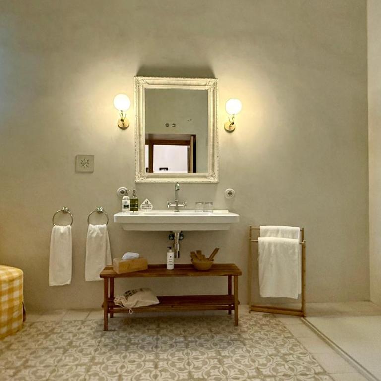 Casa Pizarro Hotel - Habitación Familiar Deluxe - 9
