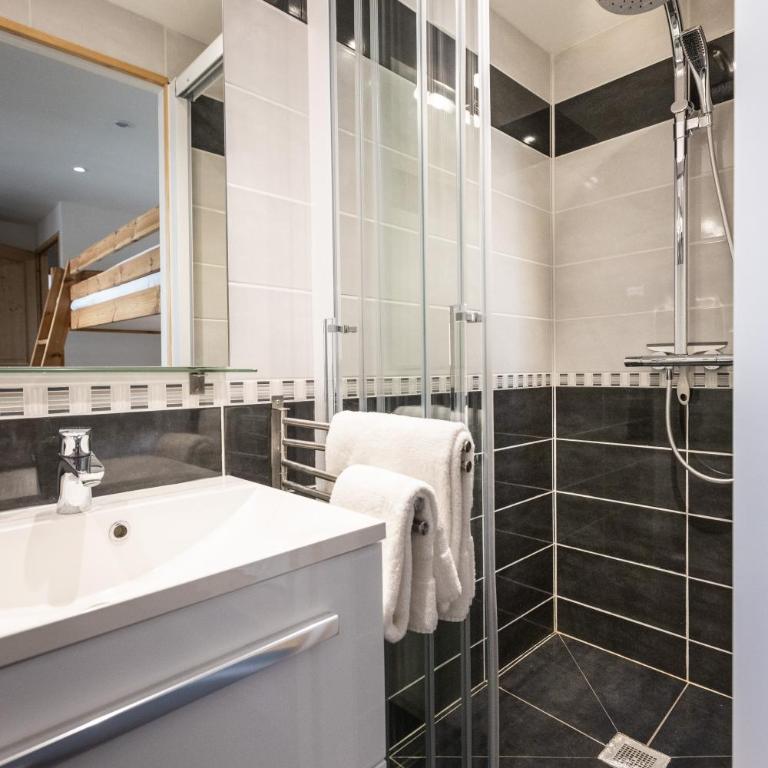 Madame Vacances Chalet Ponturin - Chalet - 4