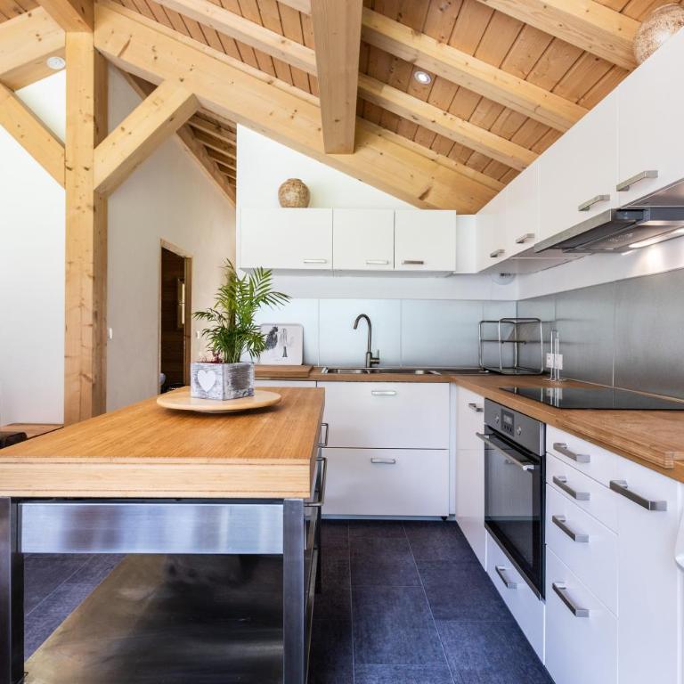 Madame Vacances Chalet Ponturin - Chalet - 31