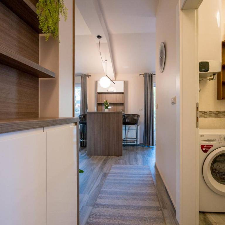 Apartmani Tip-Top - Standardna Soba sa Bračnim Krevetom (Queen-size) - 10