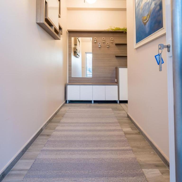 Apartmani Tip-Top - Standardna Soba sa Bračnim Krevetom (Queen-size) - 4