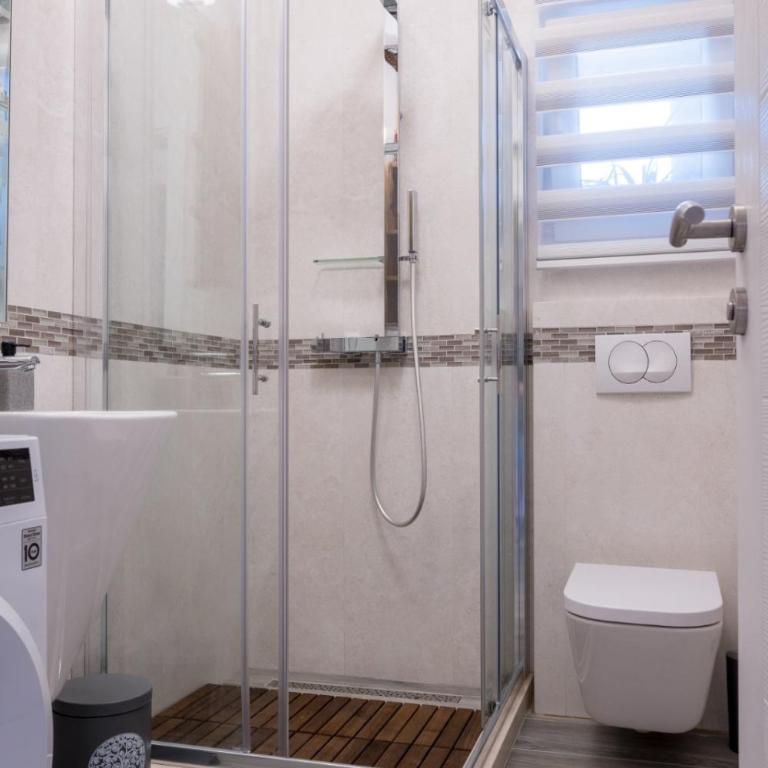 Apartmani Tip-Top - Standardna Soba sa Bračnim Krevetom (Queen-size) - 3