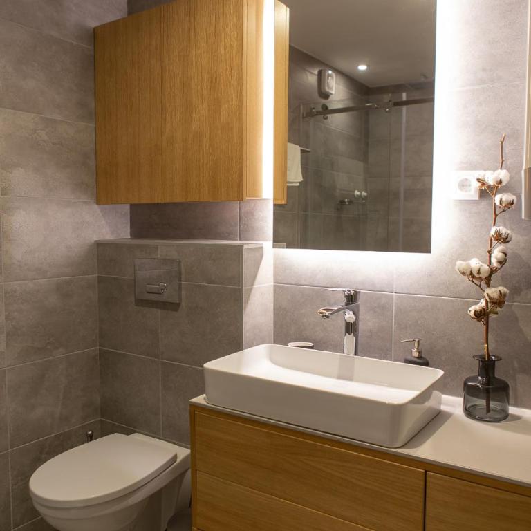 DivciCasa apartments Divčibare - Two-Bedroom Deluxe Apartment with Garden View - 2