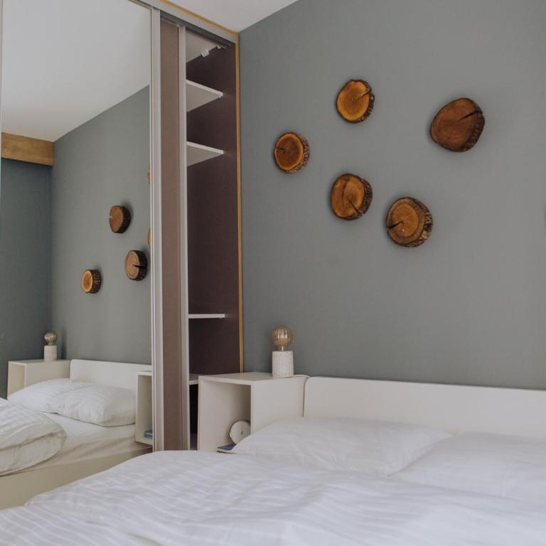 DivciCasa apartments Divčibare - Two-Bedroom Deluxe Apartment with Garden View - 21
