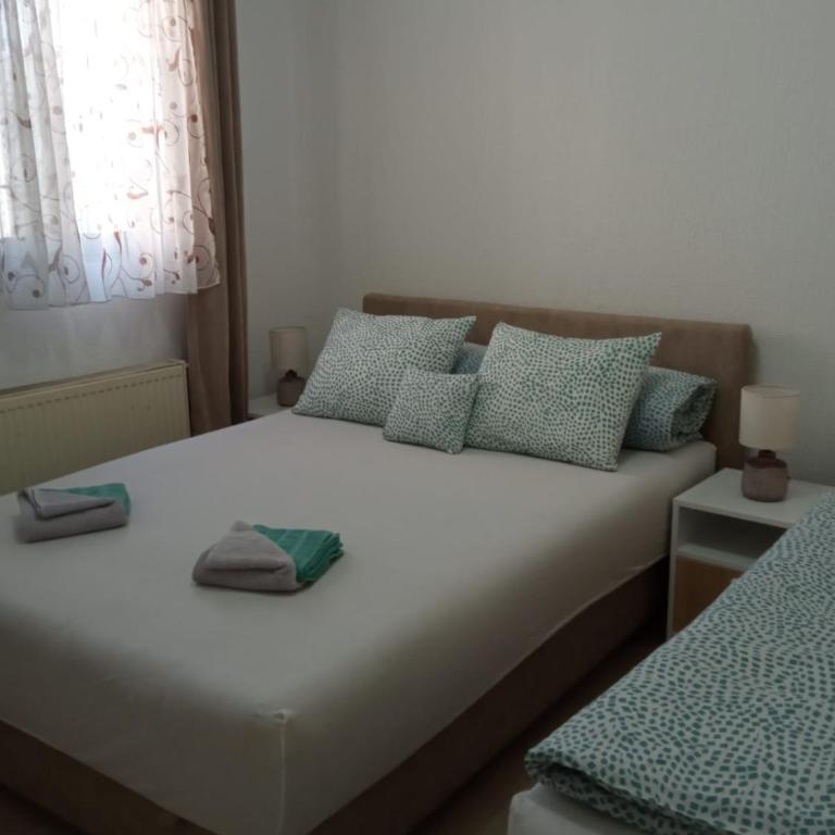 Apartman EM-Bajkeraj - One-Bedroom Apartment - 11