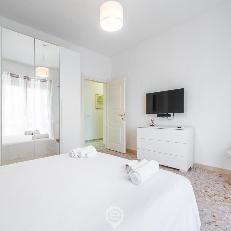 Casa Elvira - Appartamento con 2 Camere da Letto e Balcone - 16