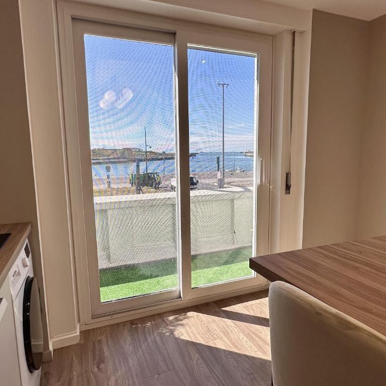 AMMG Tour Marina – Suites Signature | Vue Mer Panoramique, Jacuzzi & Design - Suite Deluxe - Vue sur Mer - 7