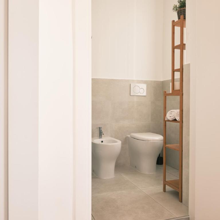 Milano 71 - Habitación Individual Deluxe con balcón - 8