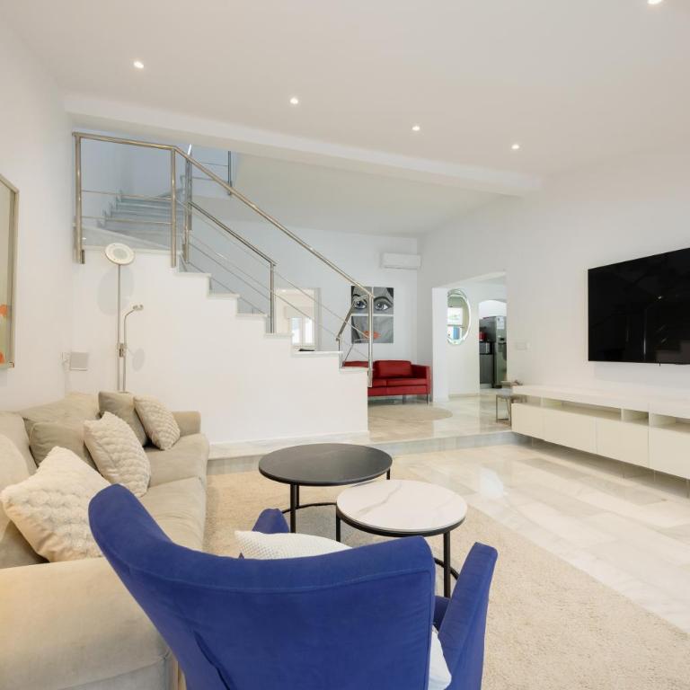 Marbella, Costabella - Beachfront Villa with Heated Pool - Villa frente a la playa - 17