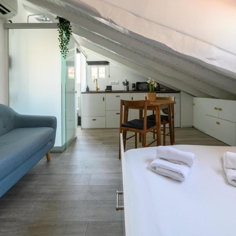 GuestReady - Quiet Retreat in Madrid - Studio with Sofa Bed - 1