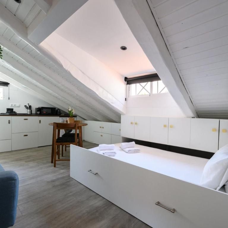 GuestReady - Quiet Retreat in Madrid - Studio with Sofa Bed - 20