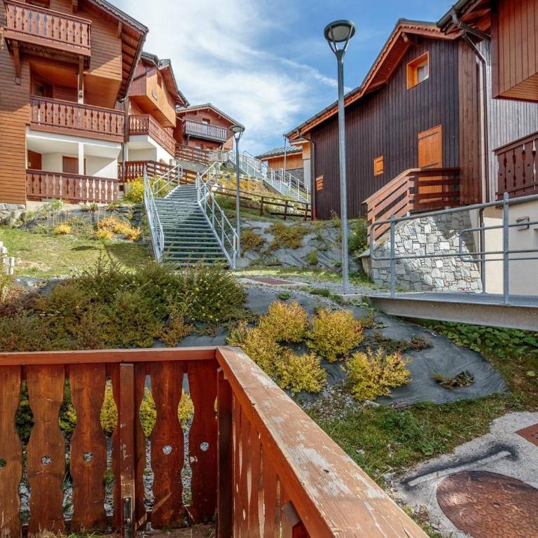 Chalet lumineux avec 4 chambres et parking à La Plagne - FR-1-351-144 - Chalet - 27