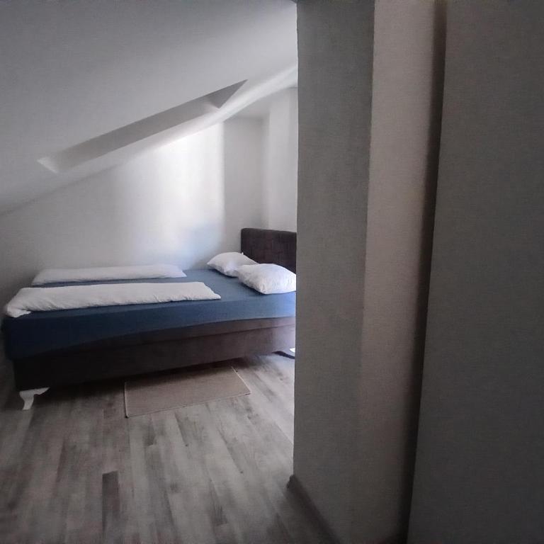 Stan Nova Varos Banjaluka - Apartman sa 2 Spavaće Sobe - 6